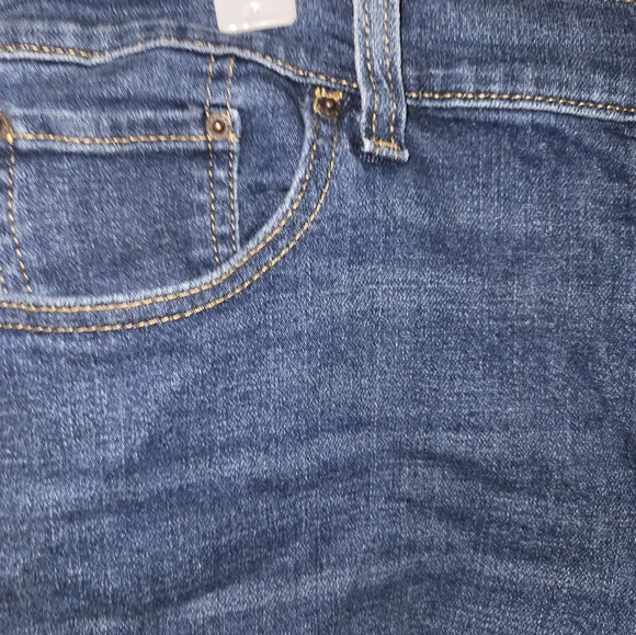 Levis Classic Jean Shorts Size 32 - Picture 3 of 16